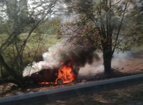 Incendiaron su auto con el objetivo de matarlo.      (Foto: Ilustrativa)