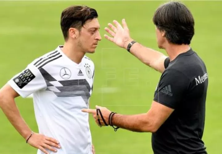 El jugador de Alemania  Mesut Özil. Foto: EFE