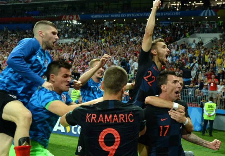 Los jugadores de Croacia celebran la victoria. Foto:EFE